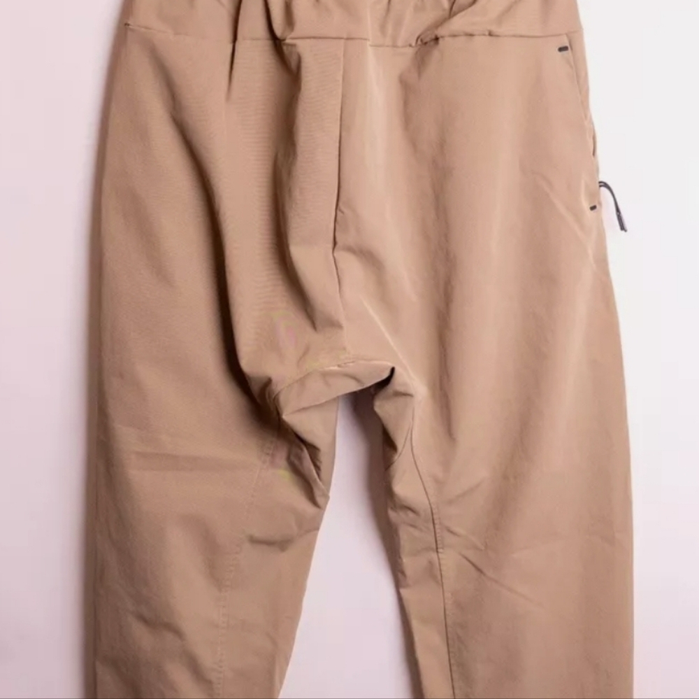Nike Mens Premium Sportwear Essential Woven Pants Khaki XXL/2XL - Used